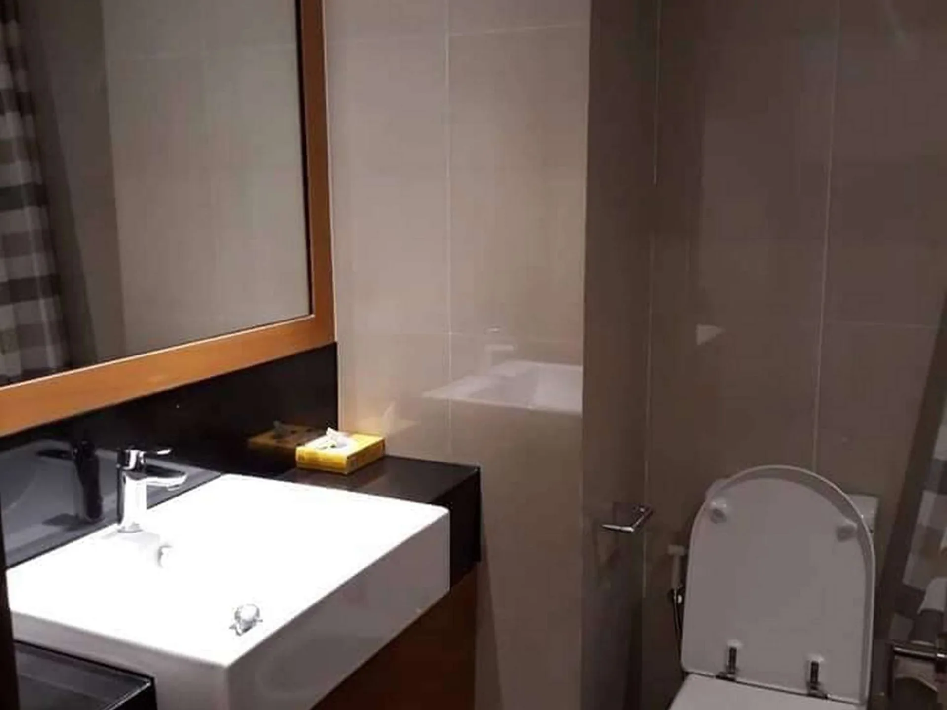 Property photos for Sathorn Gardens