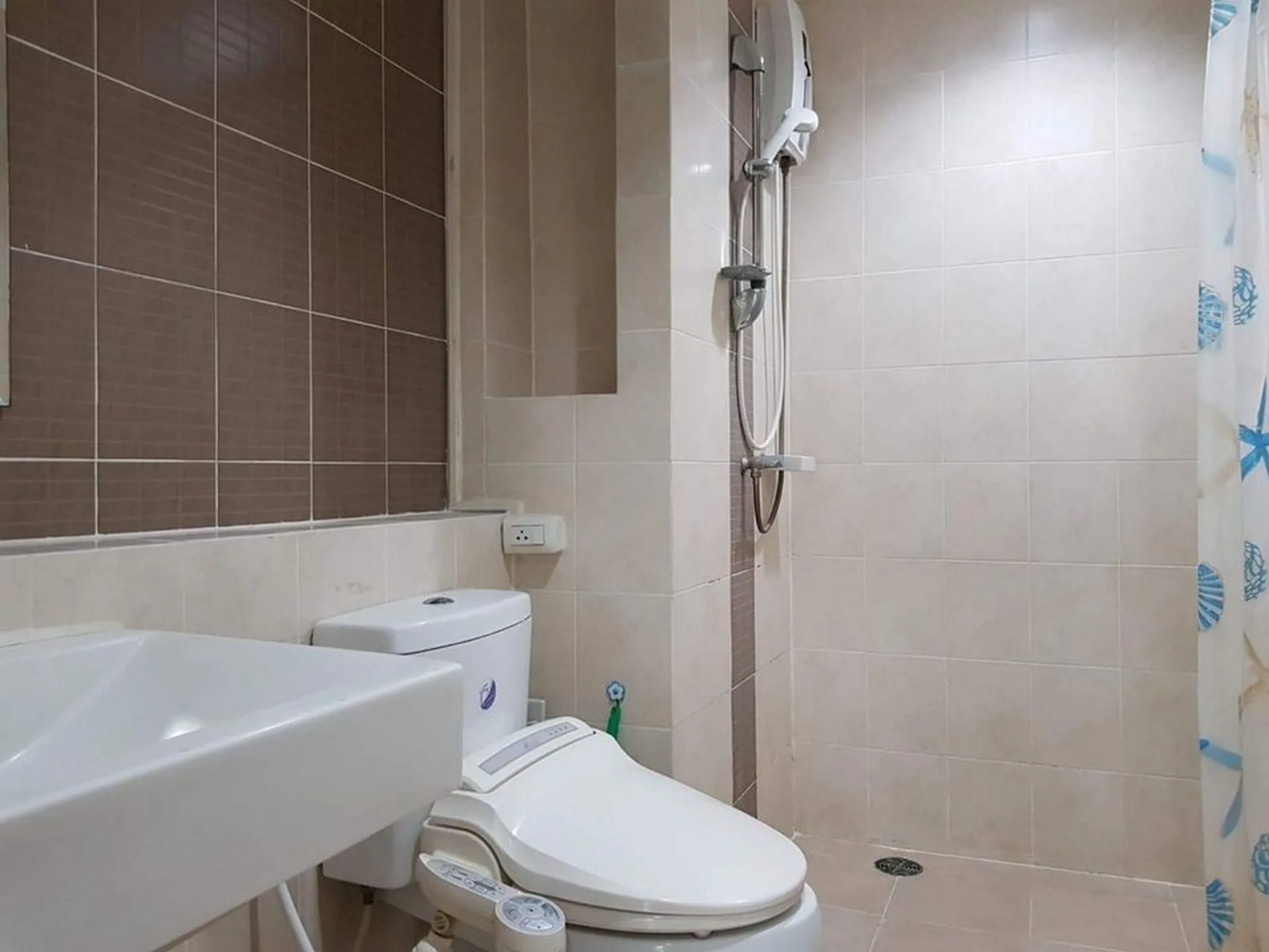 Property photos for Ivy Ratchada