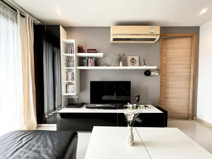 Property photos for SOCIO Reference 61