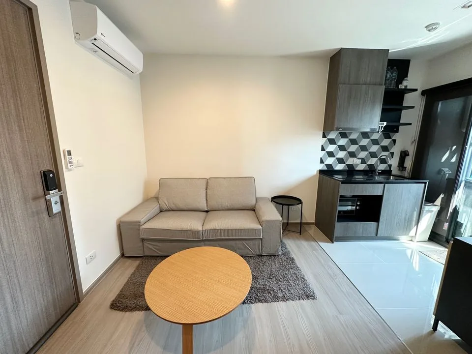 Property photos for The Base Phetchaburi-thonglor