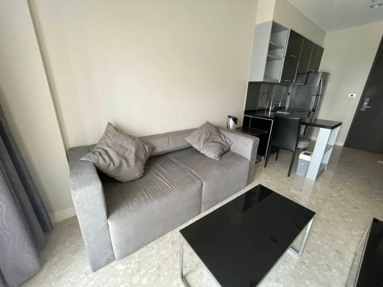 Property photos for The Crest Sukhumvit 34