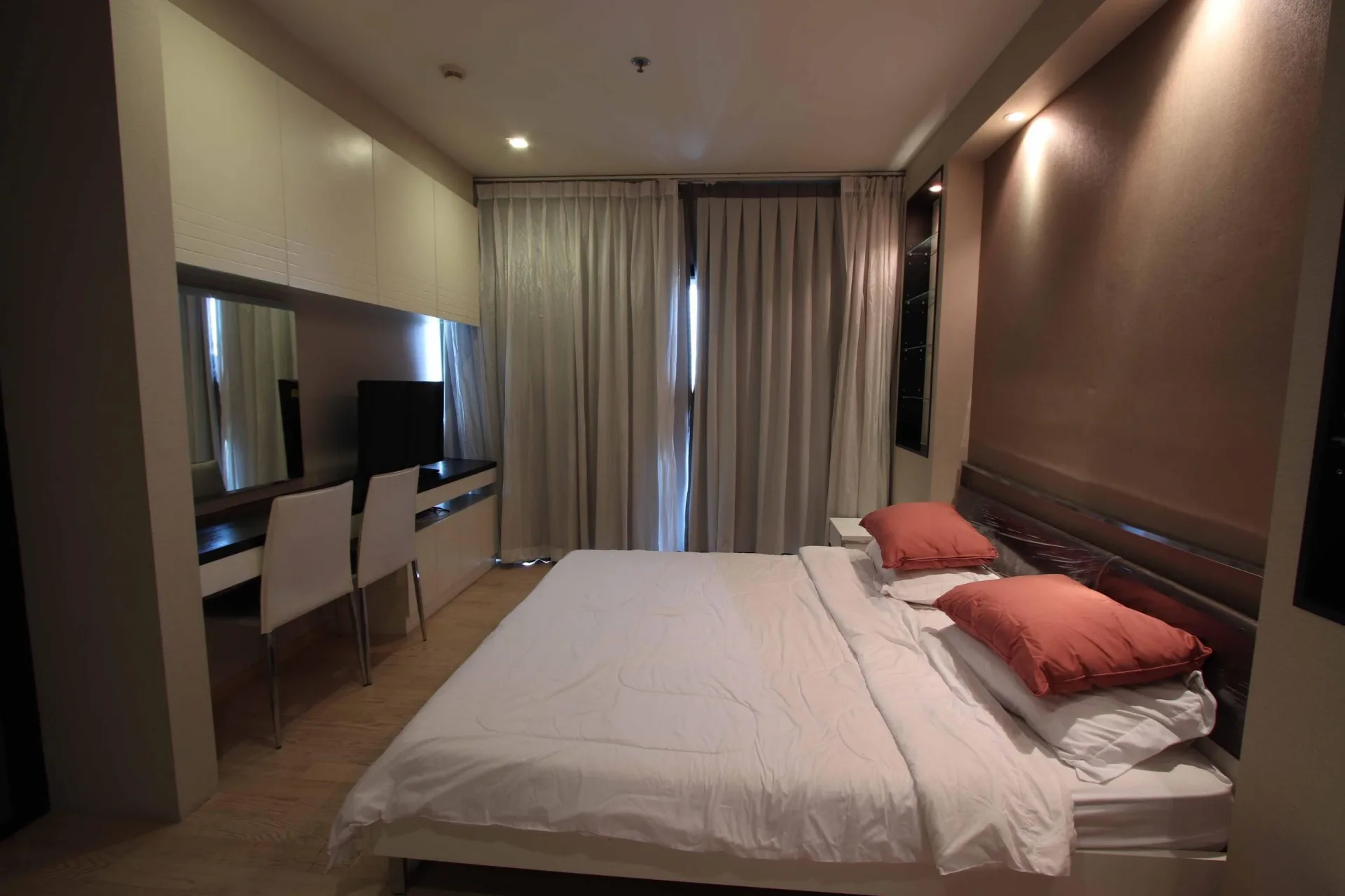 Property photos for Noble Remix