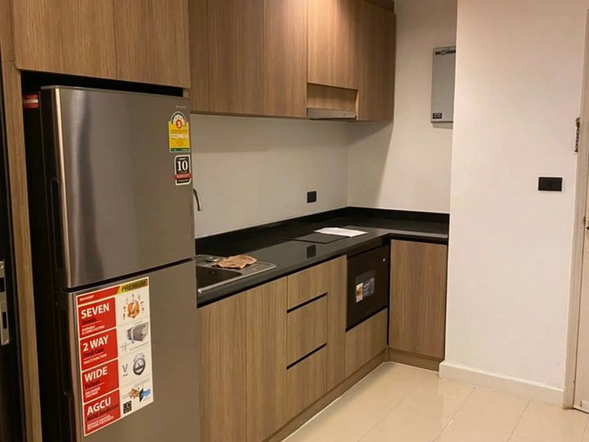 Property photos for Varasupha Executive Place Phaholyothin 1