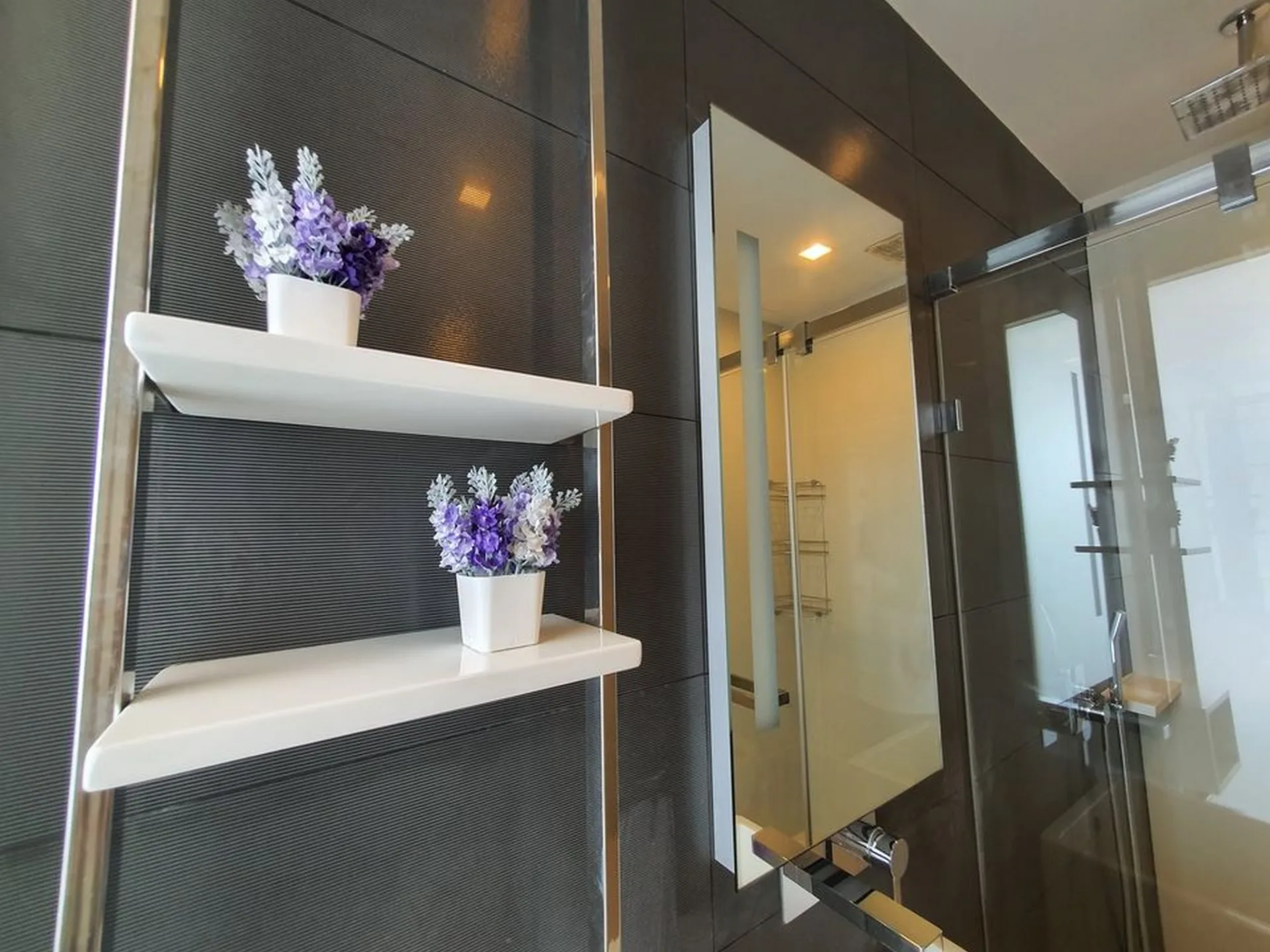 Property photos for The Room BTS Wongwian Yai