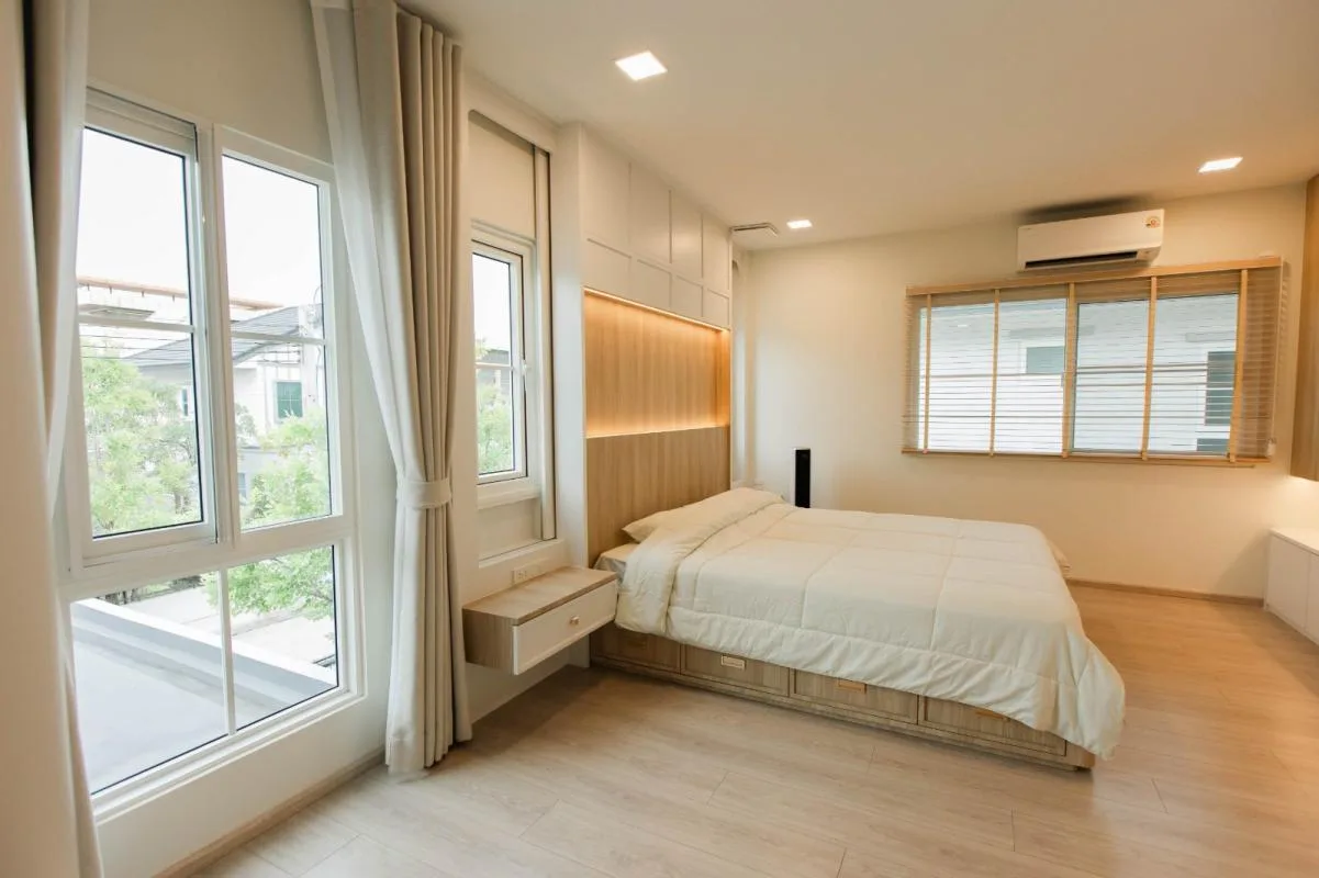 Property photos for Villaggio Srinakarin-bangna