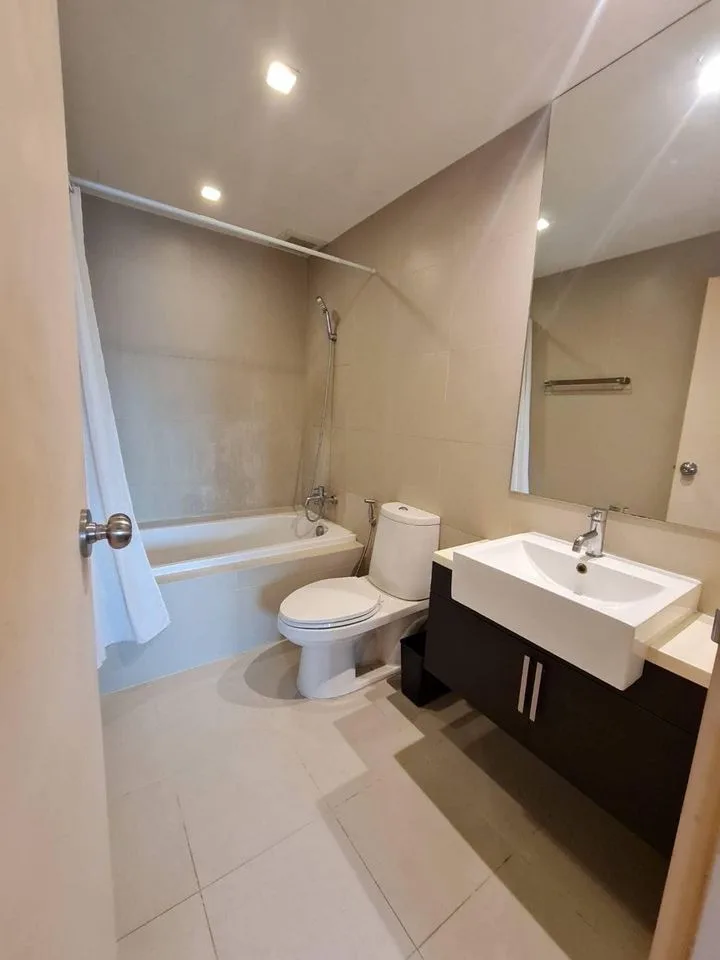 Property photos for Noble Remix