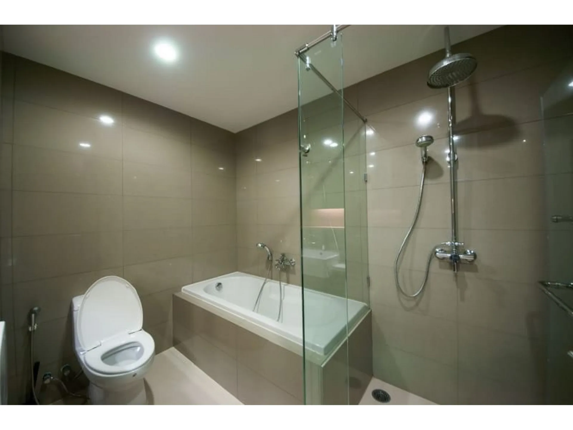 Property photos for 15 Sukhumvit Residences