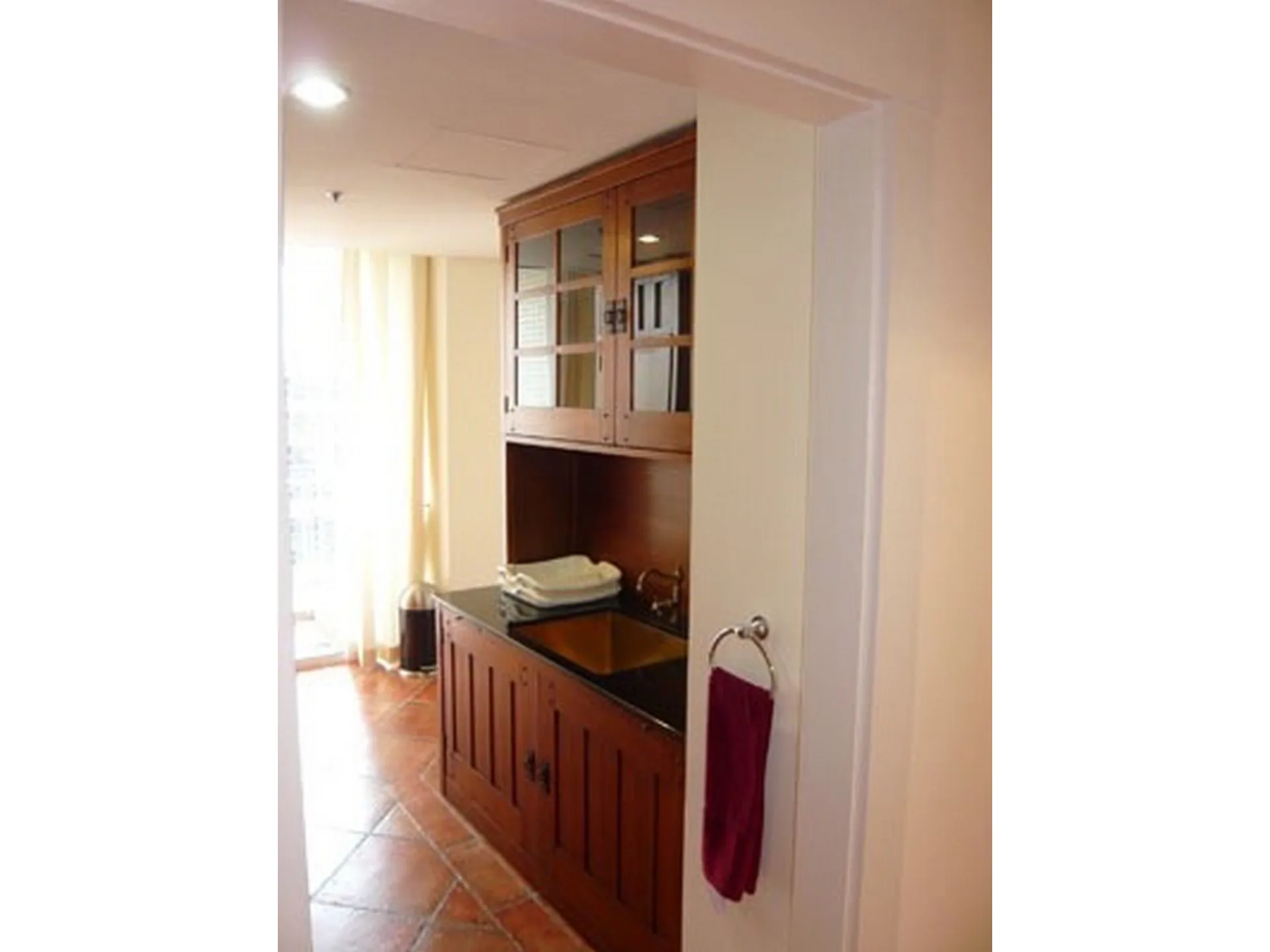 Property photos for Langsuan Ville