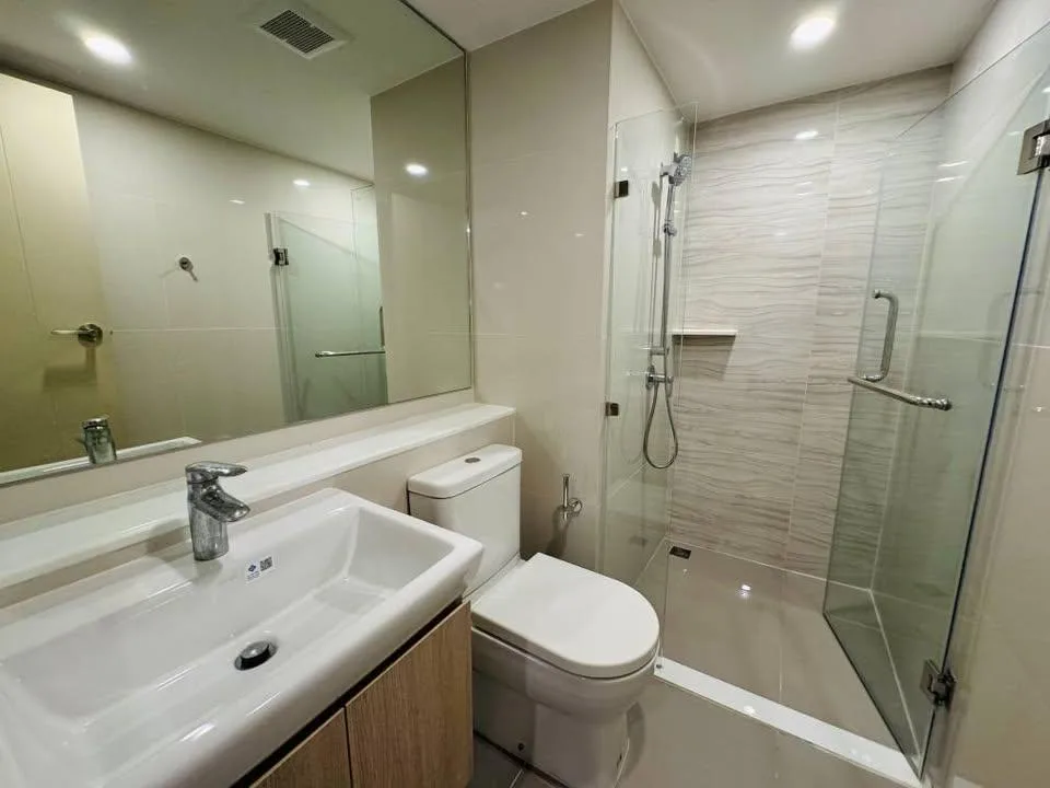 Property photos for Life Rama 4 - Asoke