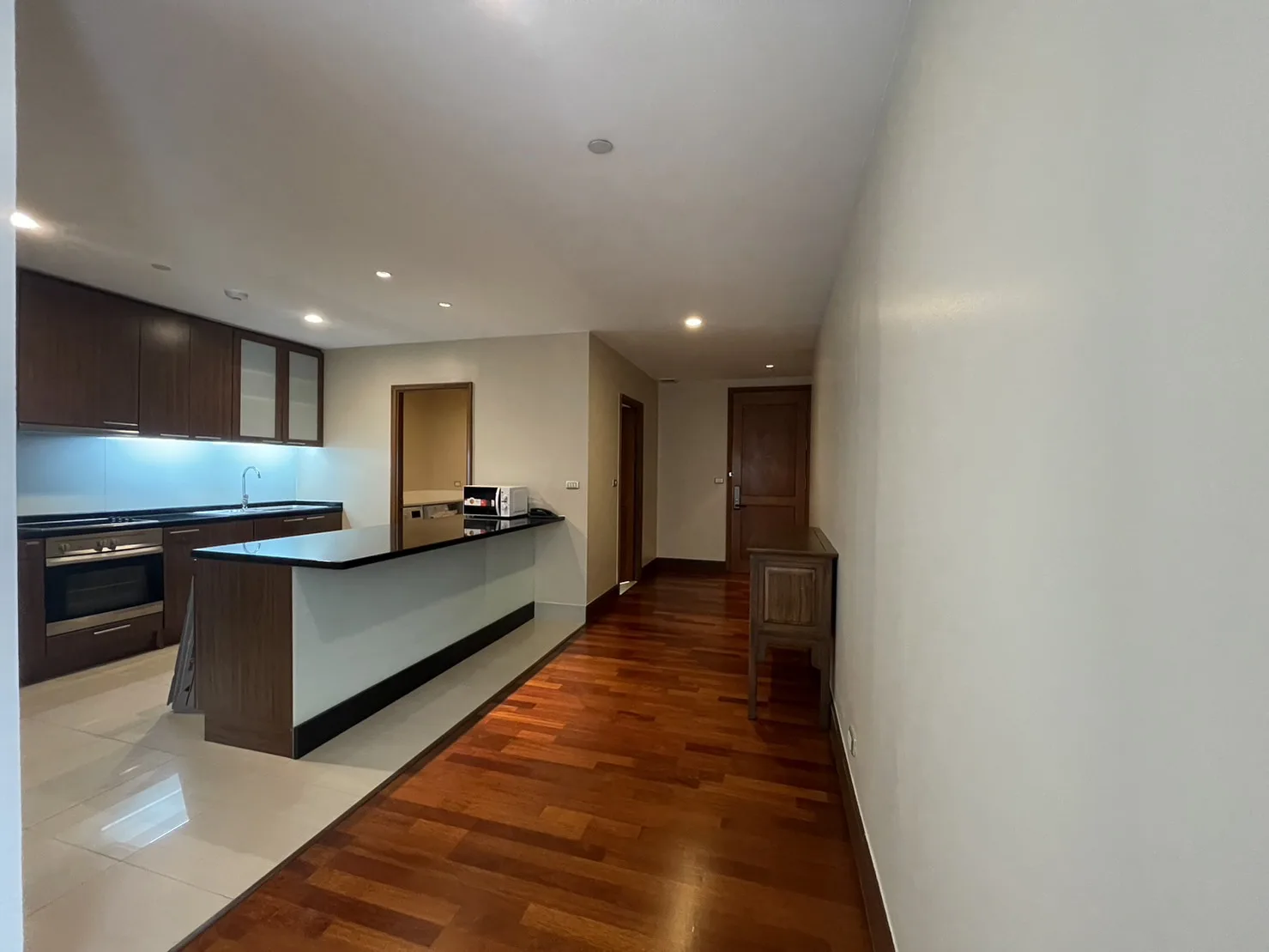Property photos for Sky Villas Sathorn