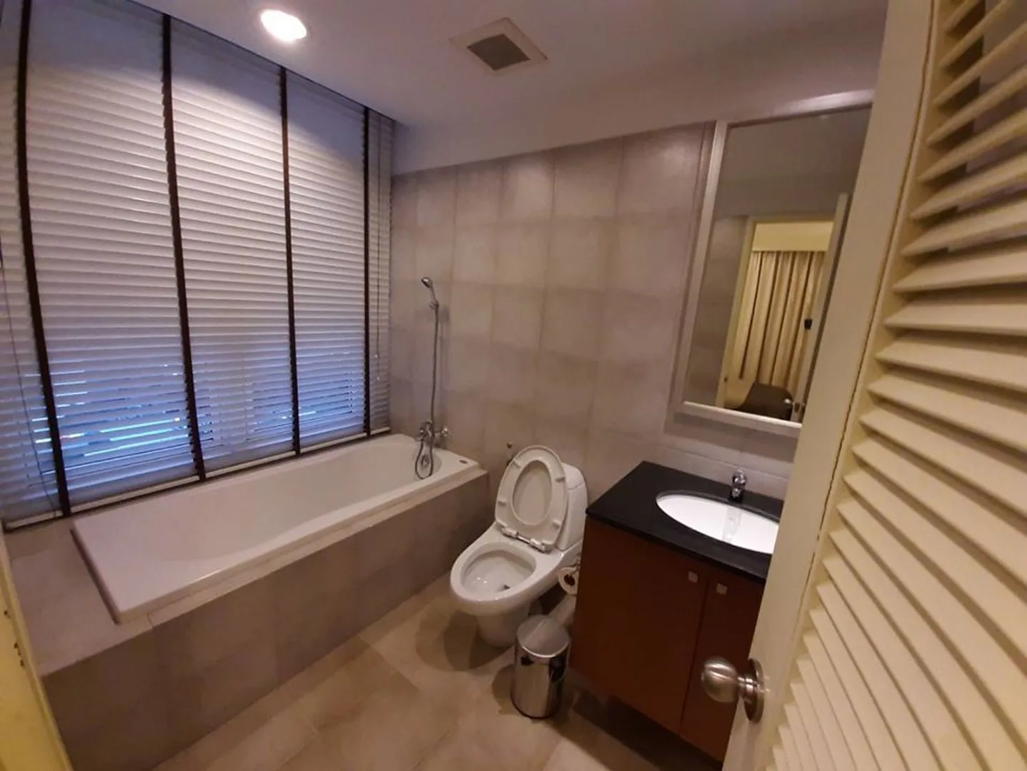 Property photos for Hampton Thonglor 10