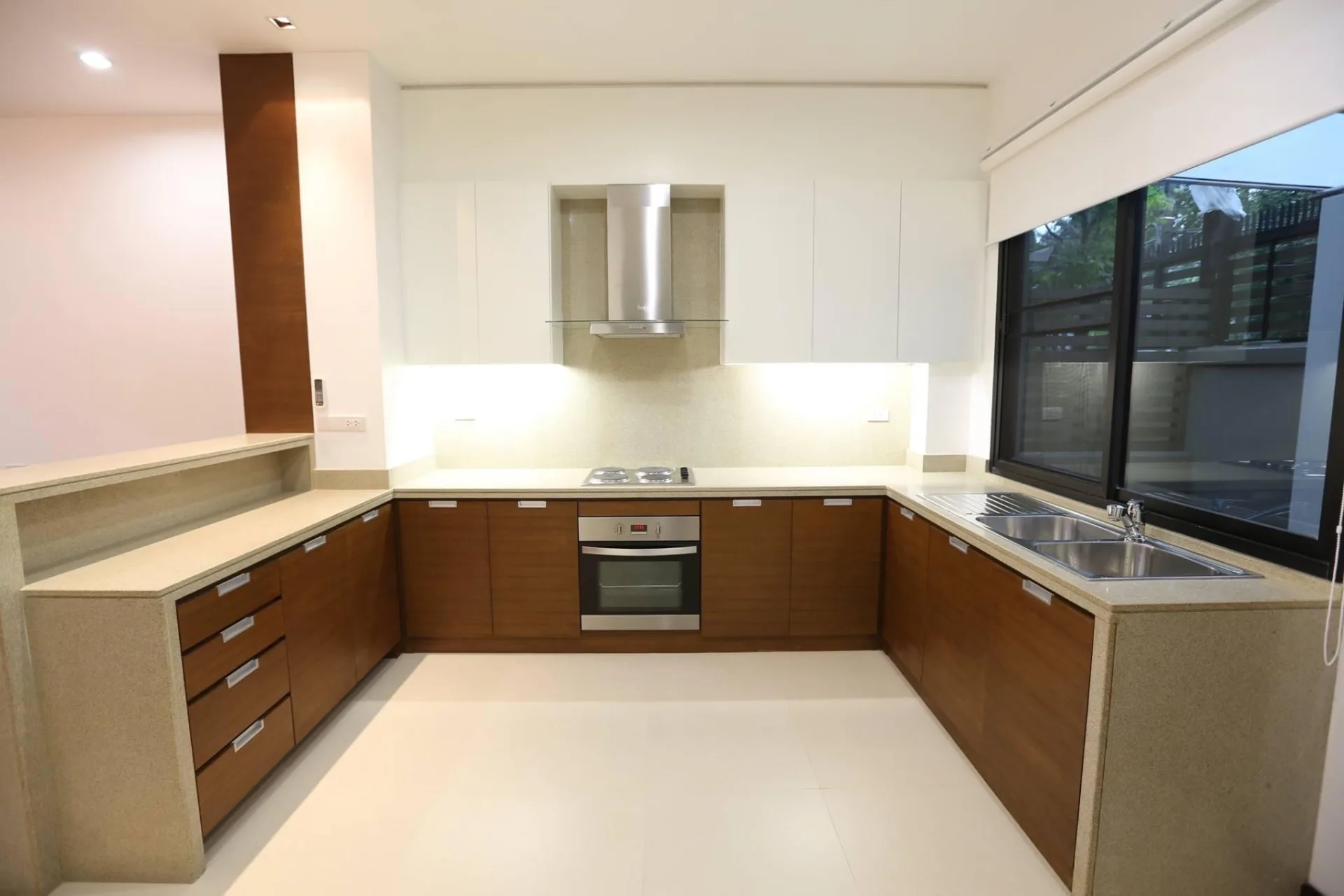 Property photos for Willow 49