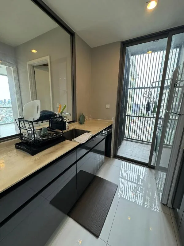 Property photos for The Room Sukhumvit 69
