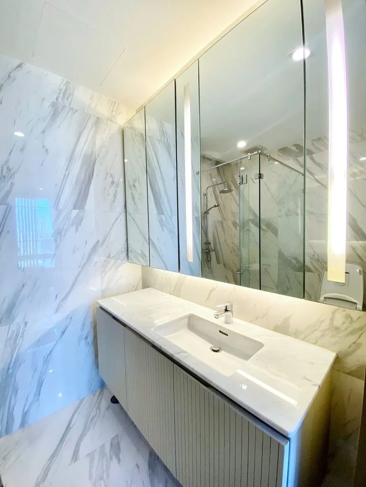 Property photos for Noble Ploenchit