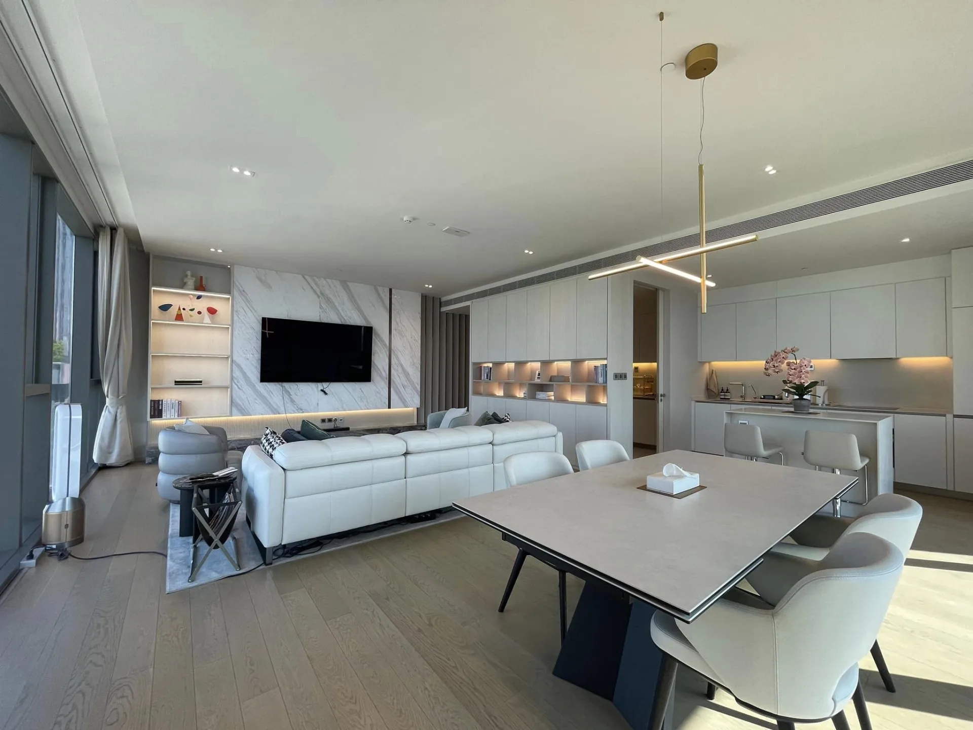 Property photos for The Strand Thonglor