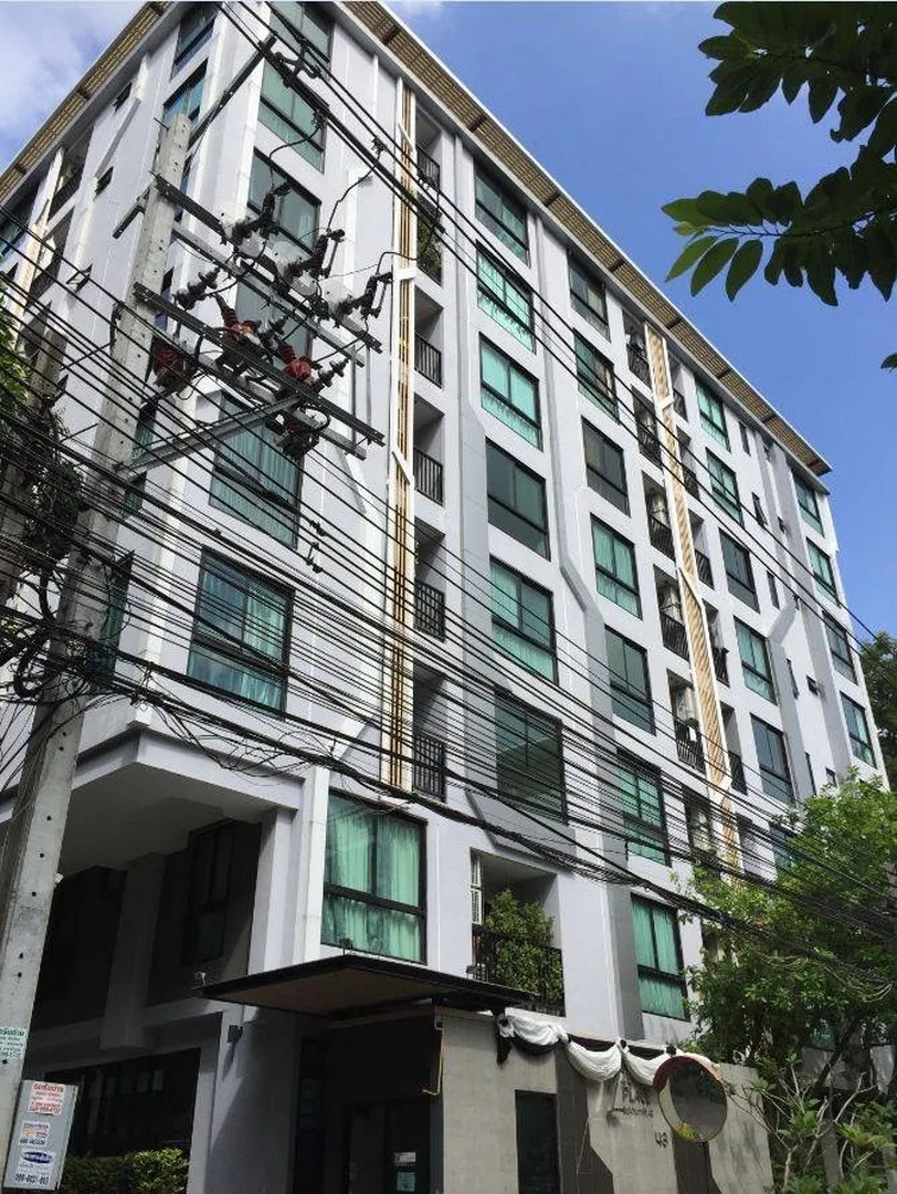 Property photos for Zenith Place Sukhumvit 42