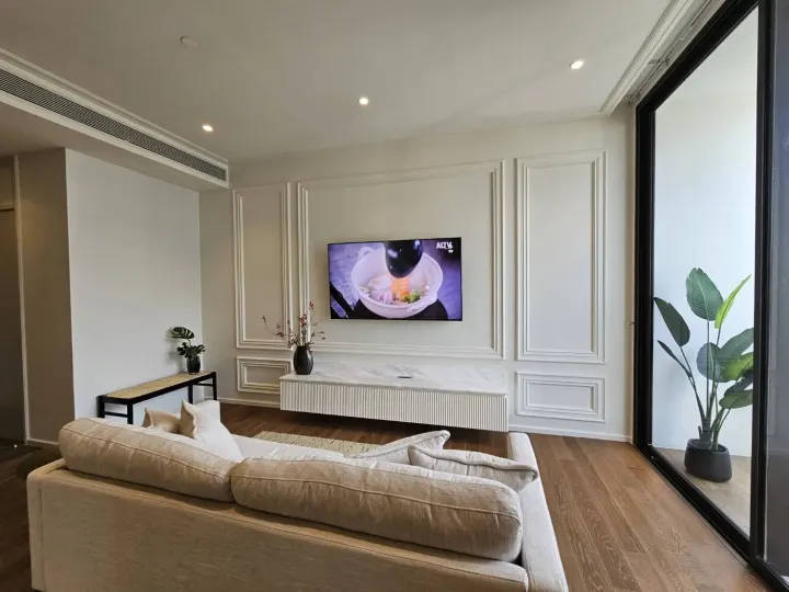Property photos for Muniq Langsuan