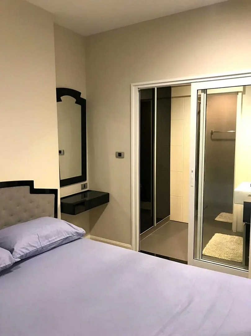 Property photos for The Crest Sukhumvit 34