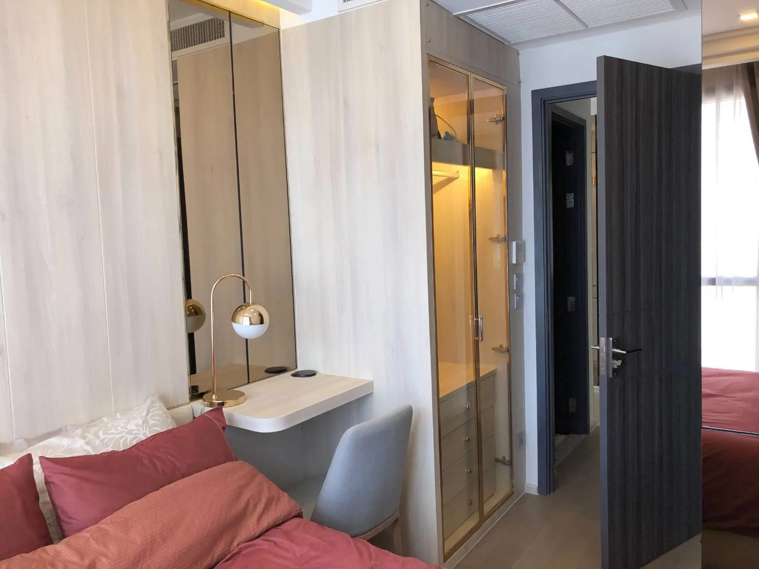 Property photos for Ashton Asoke