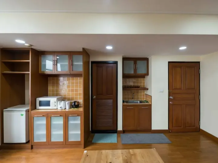 Property photos for Phayathai Place