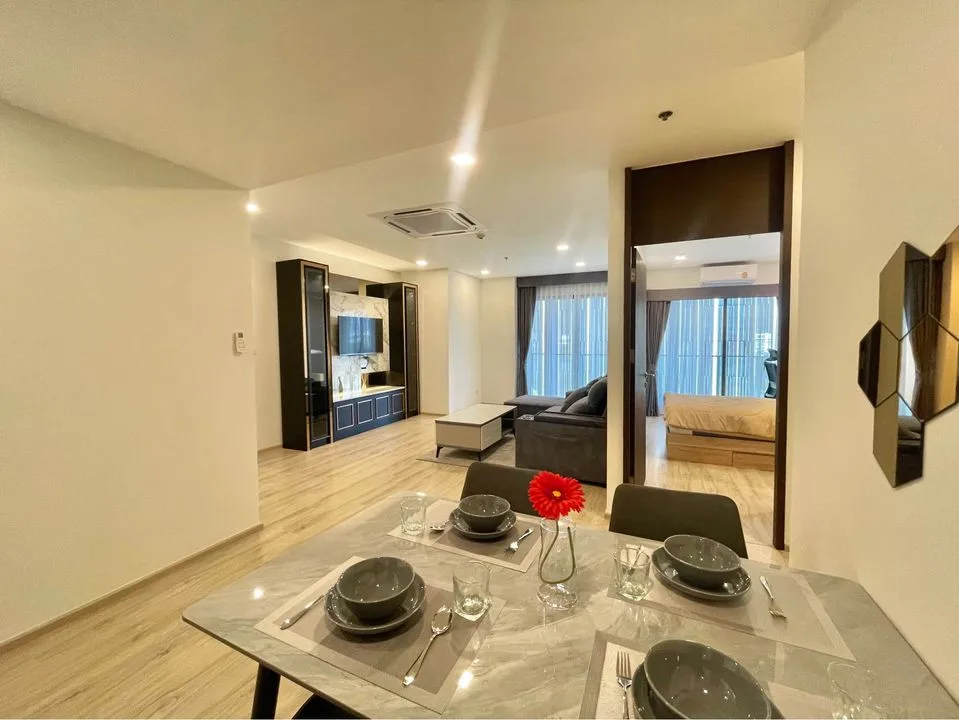 Property photos for Noble Remix