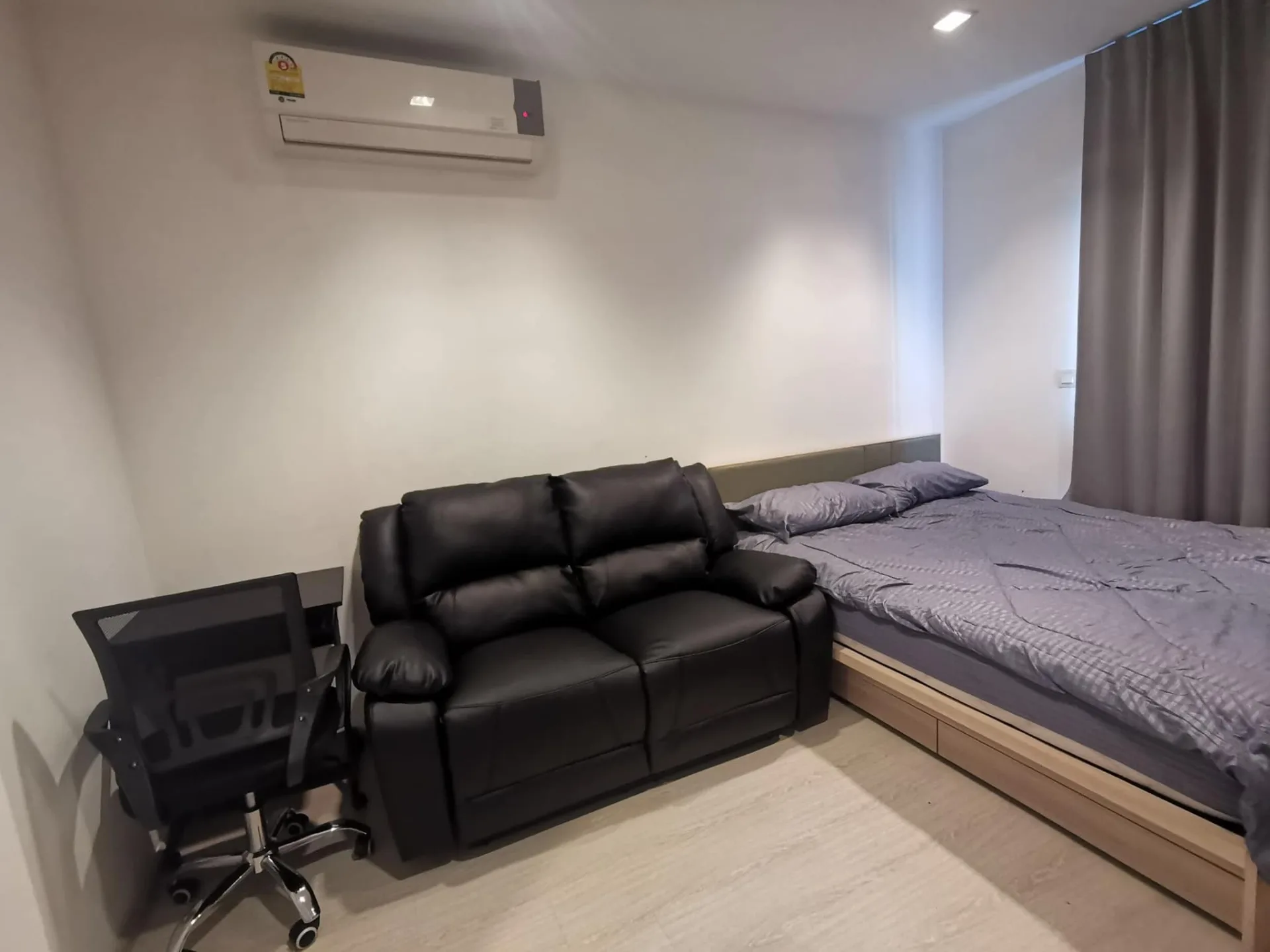 Property photos for Ideo Mobi Sathorn