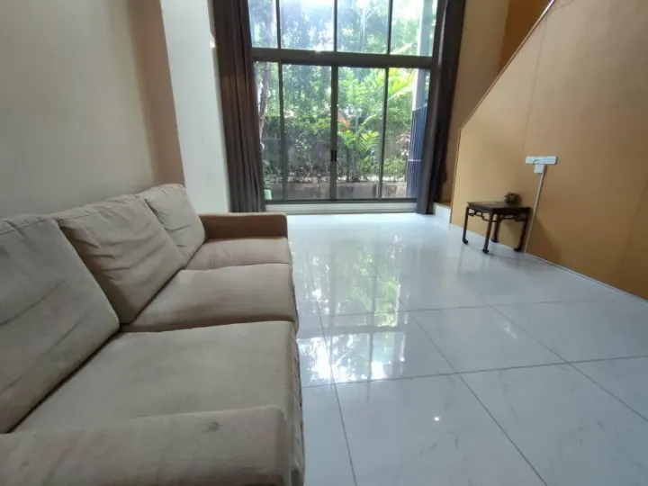 Property photos for Siamese Thirty Nine