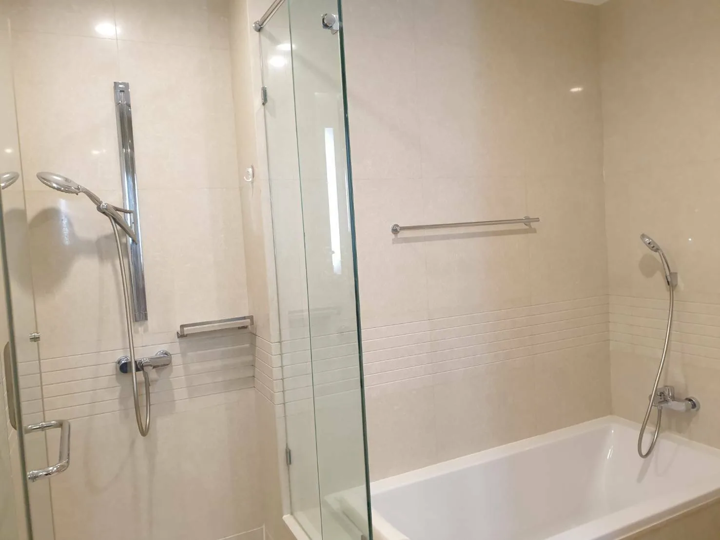 Property photos for Q Langsuan