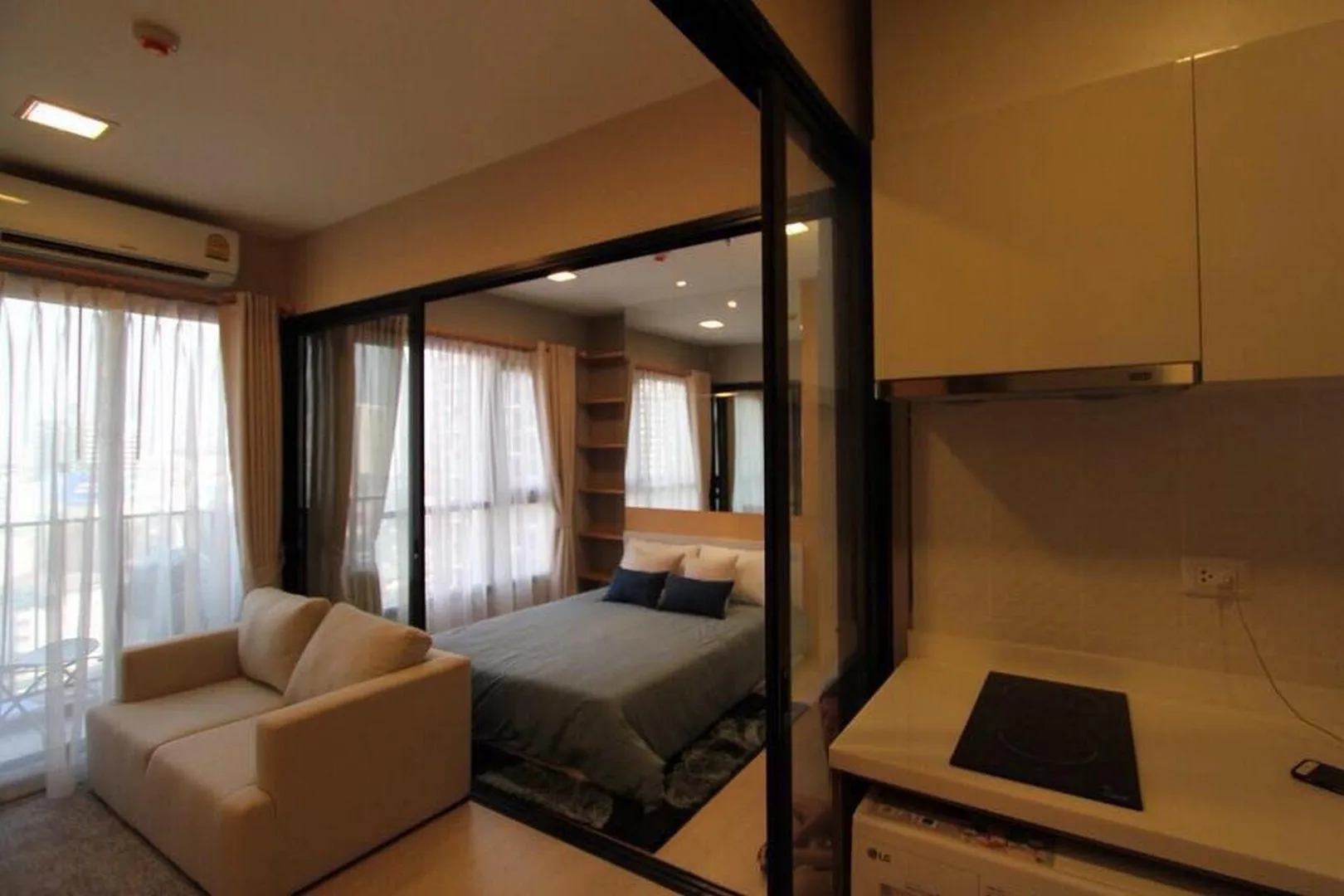 Property photos for Condolette Midst Rama 9
