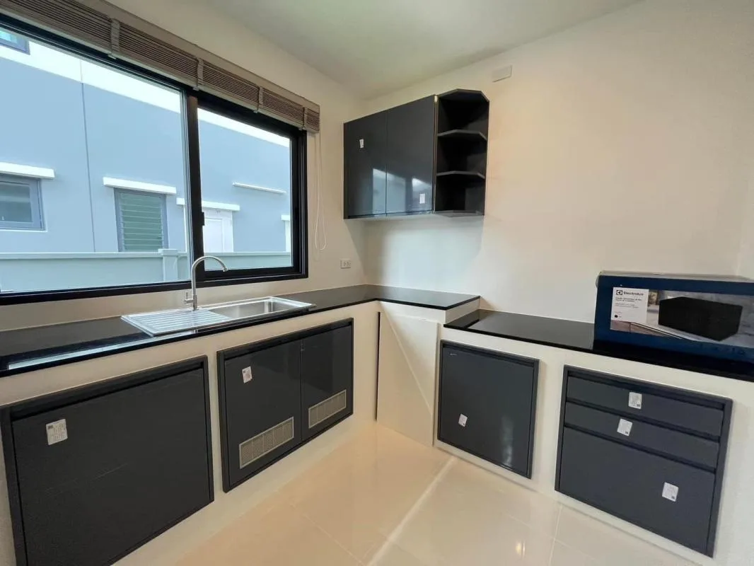 Property photos for Centro Phahol-viphawadee