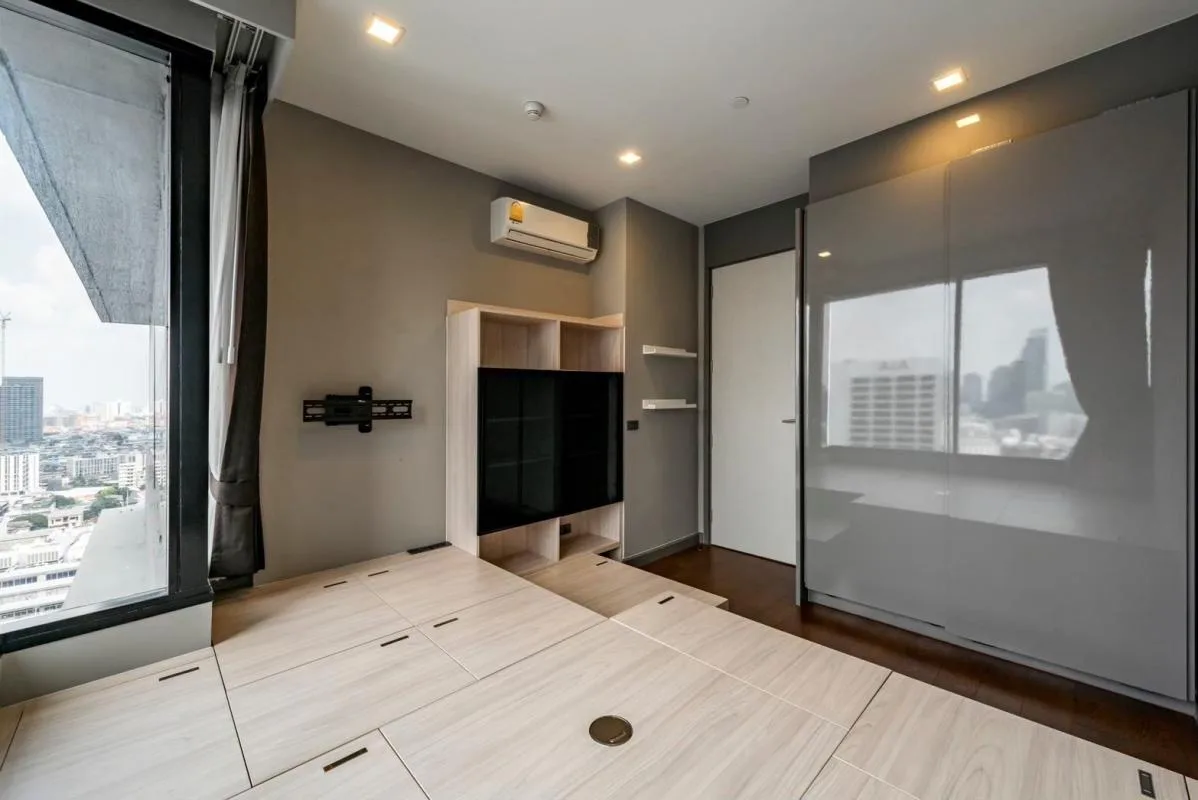 Property photos for M Silom