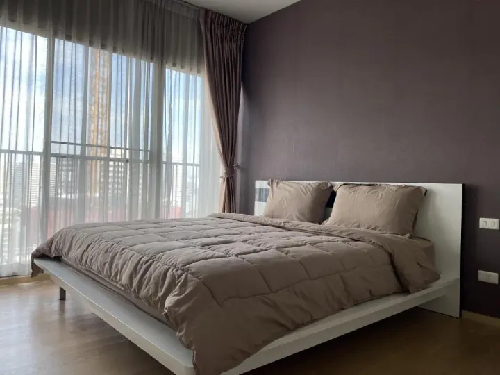 Property photos for Noble Refine