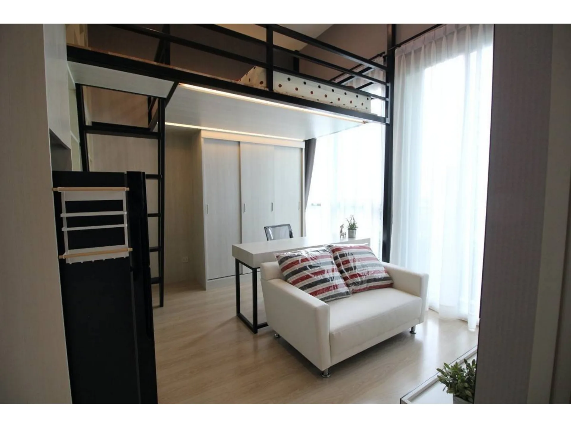 Property photos for Noble Revolve Ratchada 2