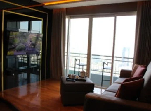 Property photos for Circle Condominium