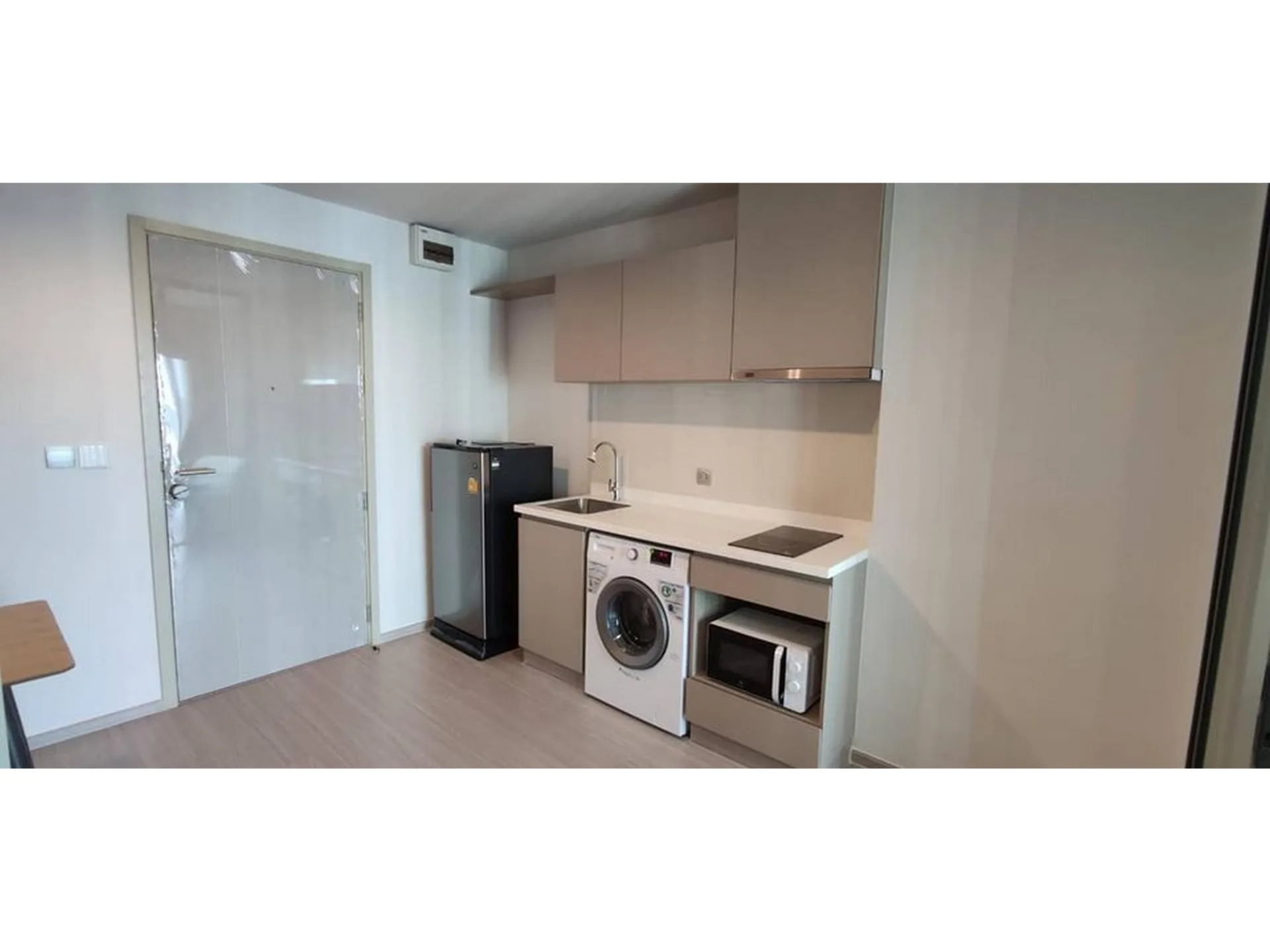 Property photos for Life Ladprao