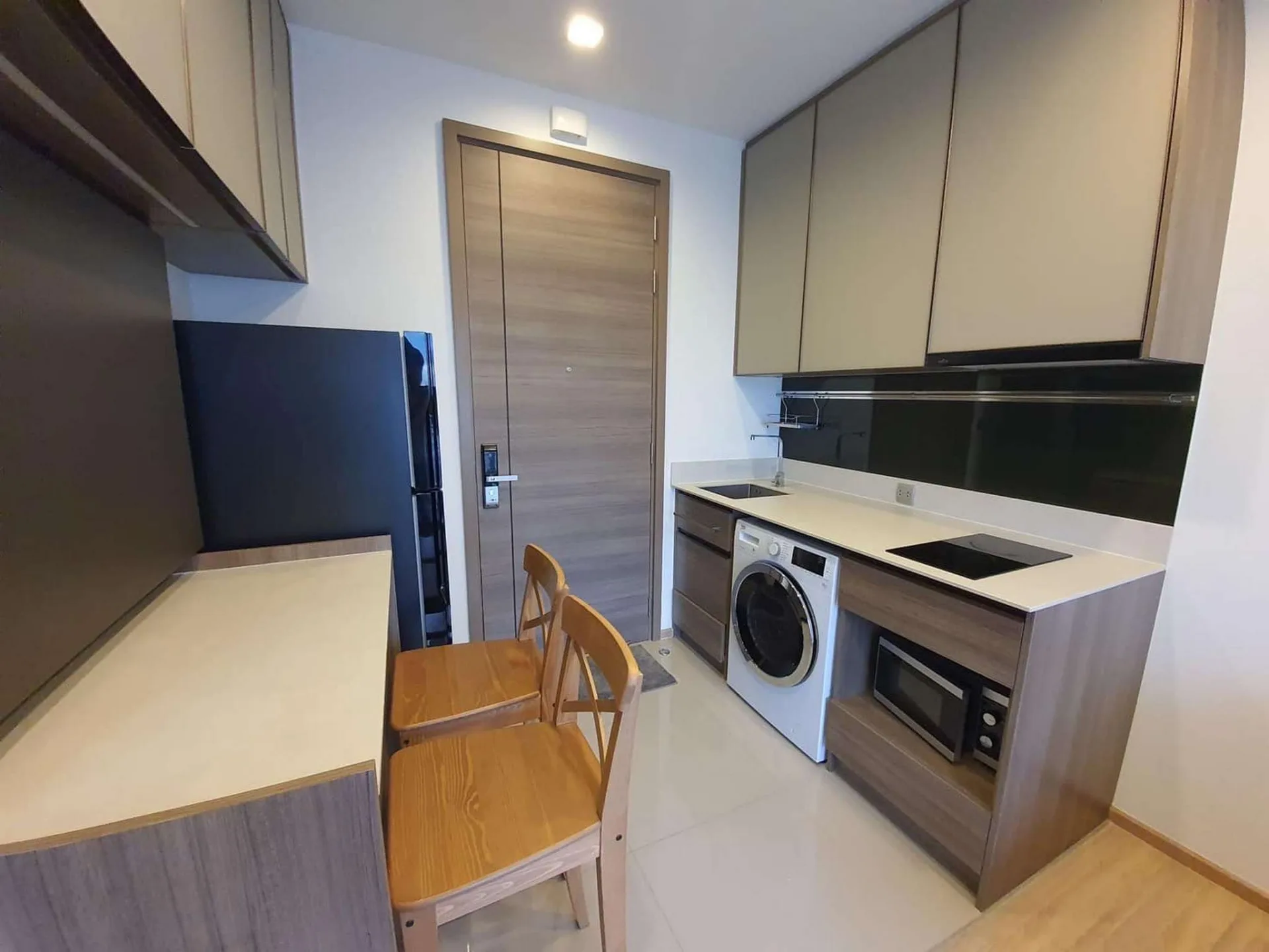 Property photos for THE LINE Phahol - Pradipat