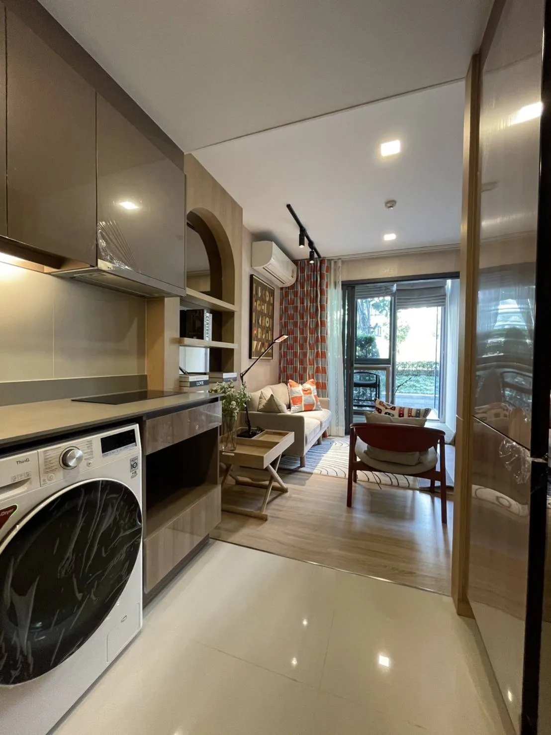 Property photos for Taka Haus Ekamai 12