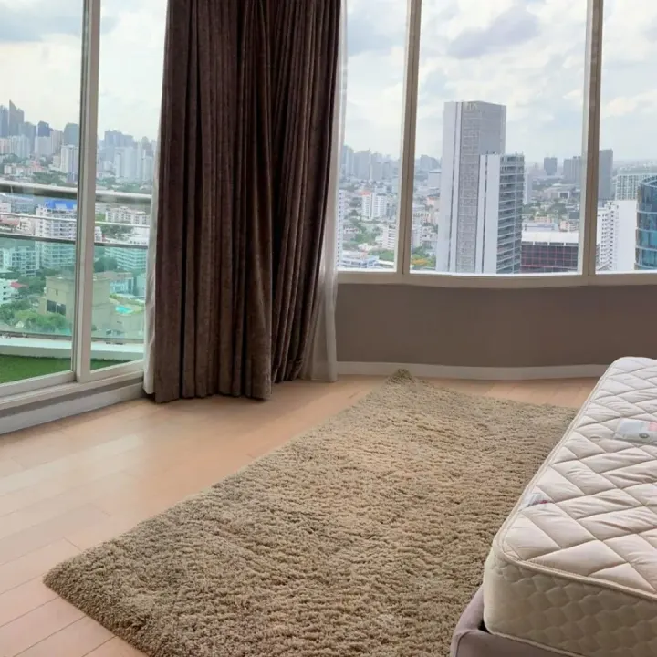 Property photos for Eight Thonglor Residence
