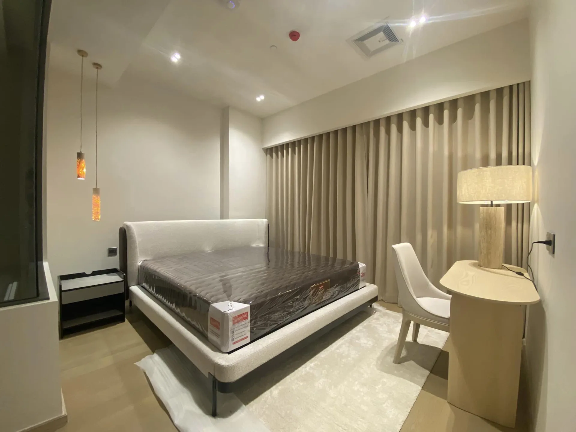 Property photos for The Strand Thonglor