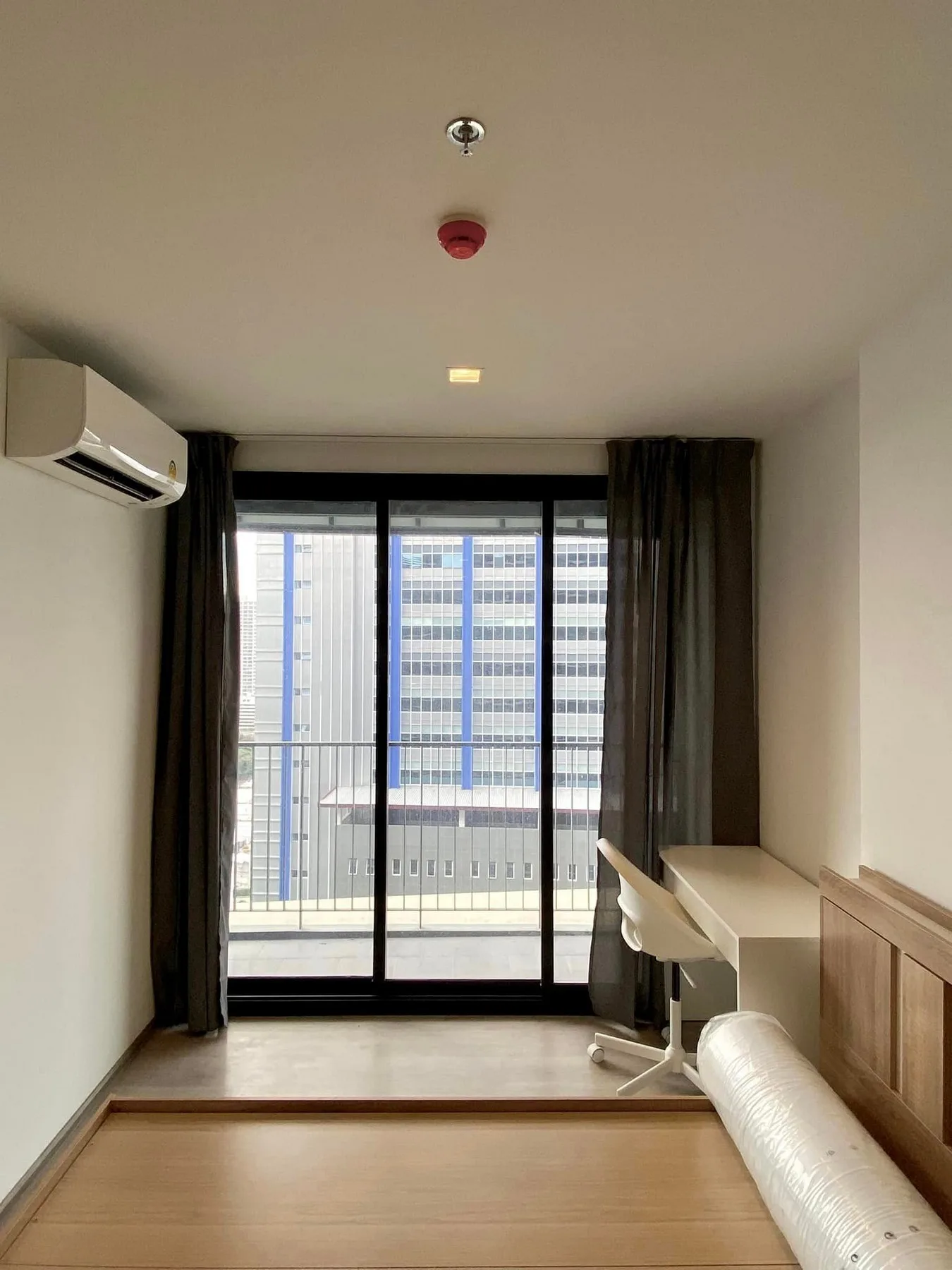 Property photos for THE LINE Phahonyothin Park
