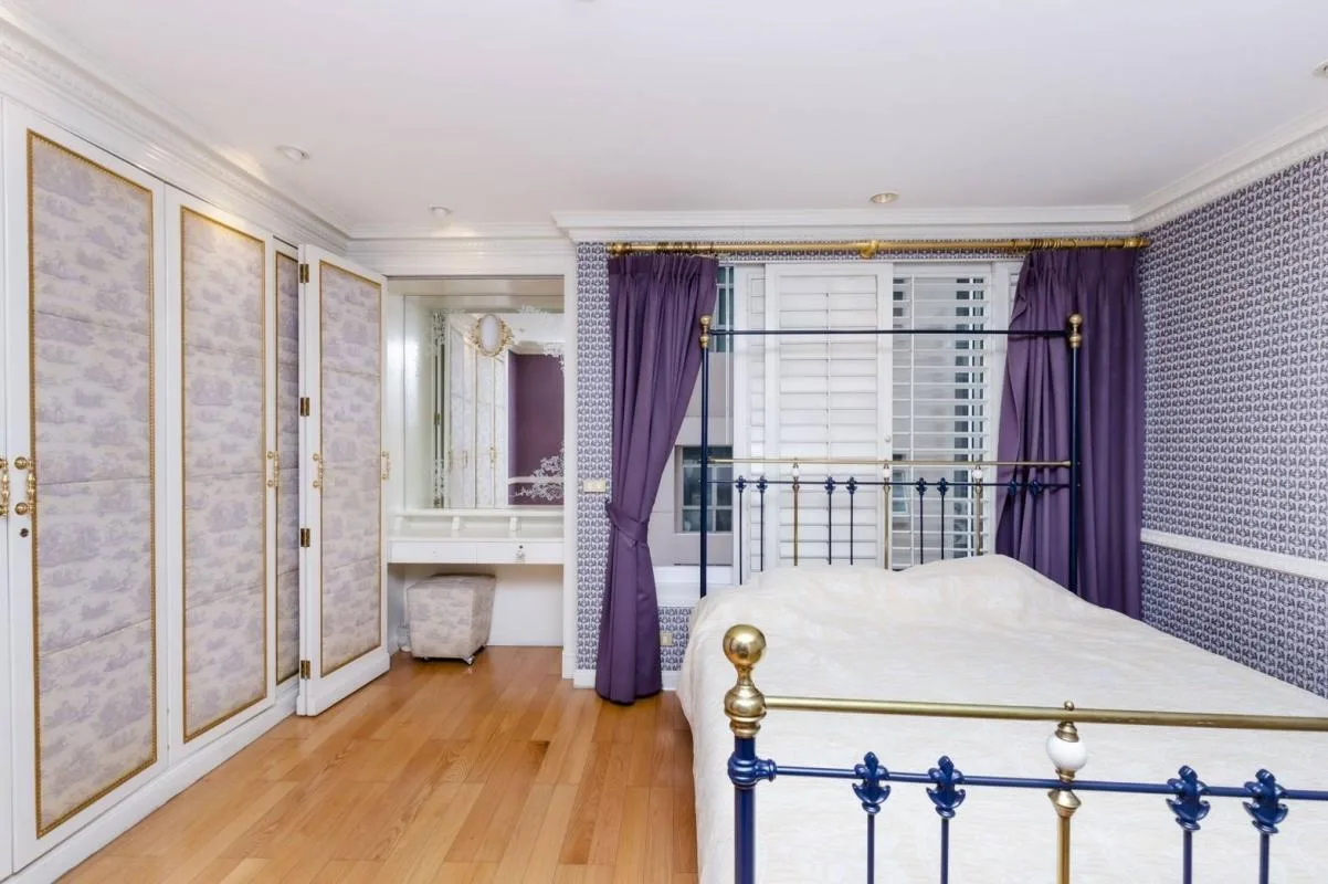 Property photos for Langsuan Ville