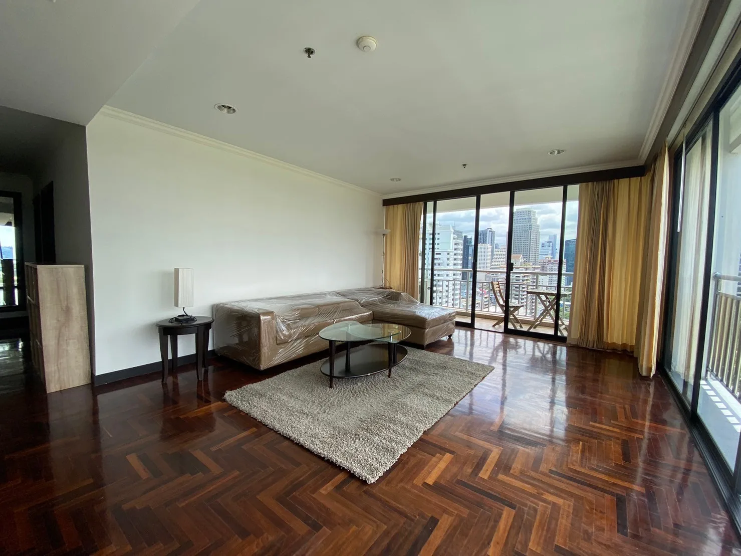 Property photos for Lake Green