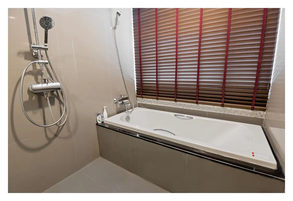Property photos for The Crest Sukhumvit 34