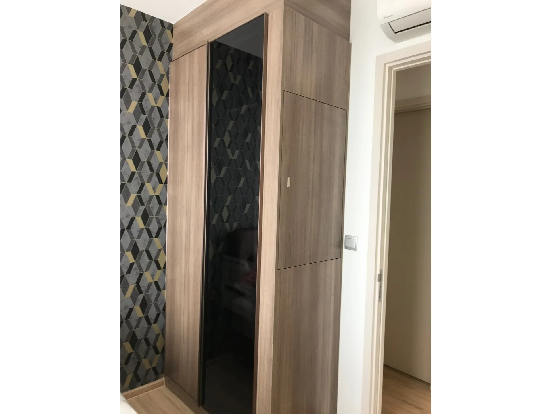Property photos for THE LINE Phahol - Pradipat
