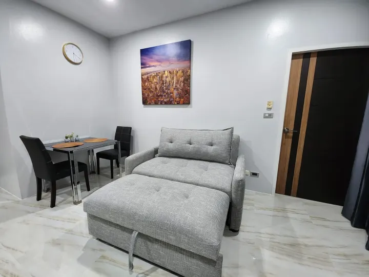 Property photos for Noble Refine