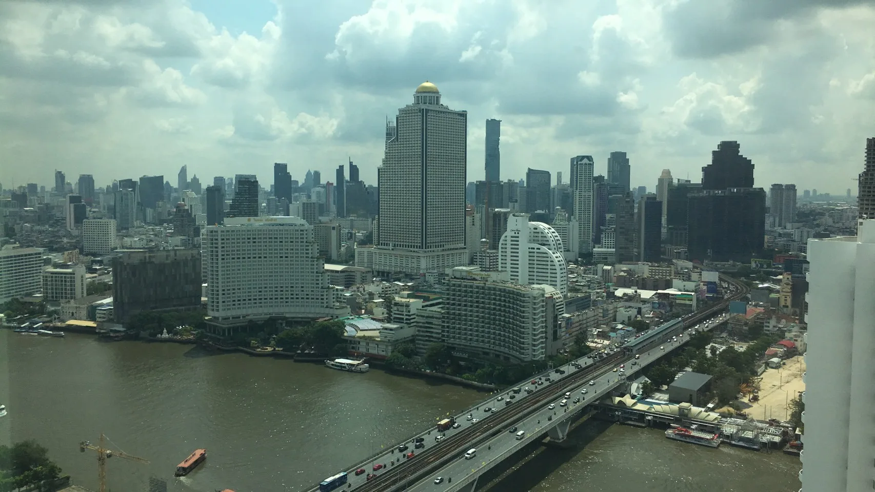 Property photos for Baan Sathorn Chaopraya