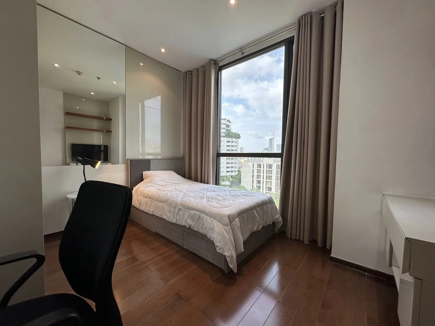 Property photos for The Address Sukhumvit 28