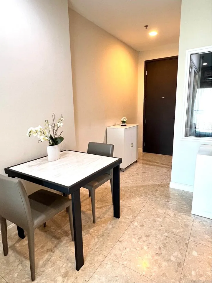 Property photos for The Crest Sukhumvit 34