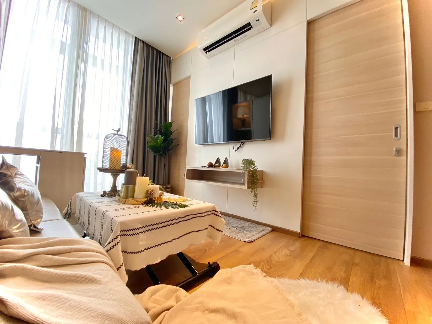 Property photos for Park Origin Phromphong