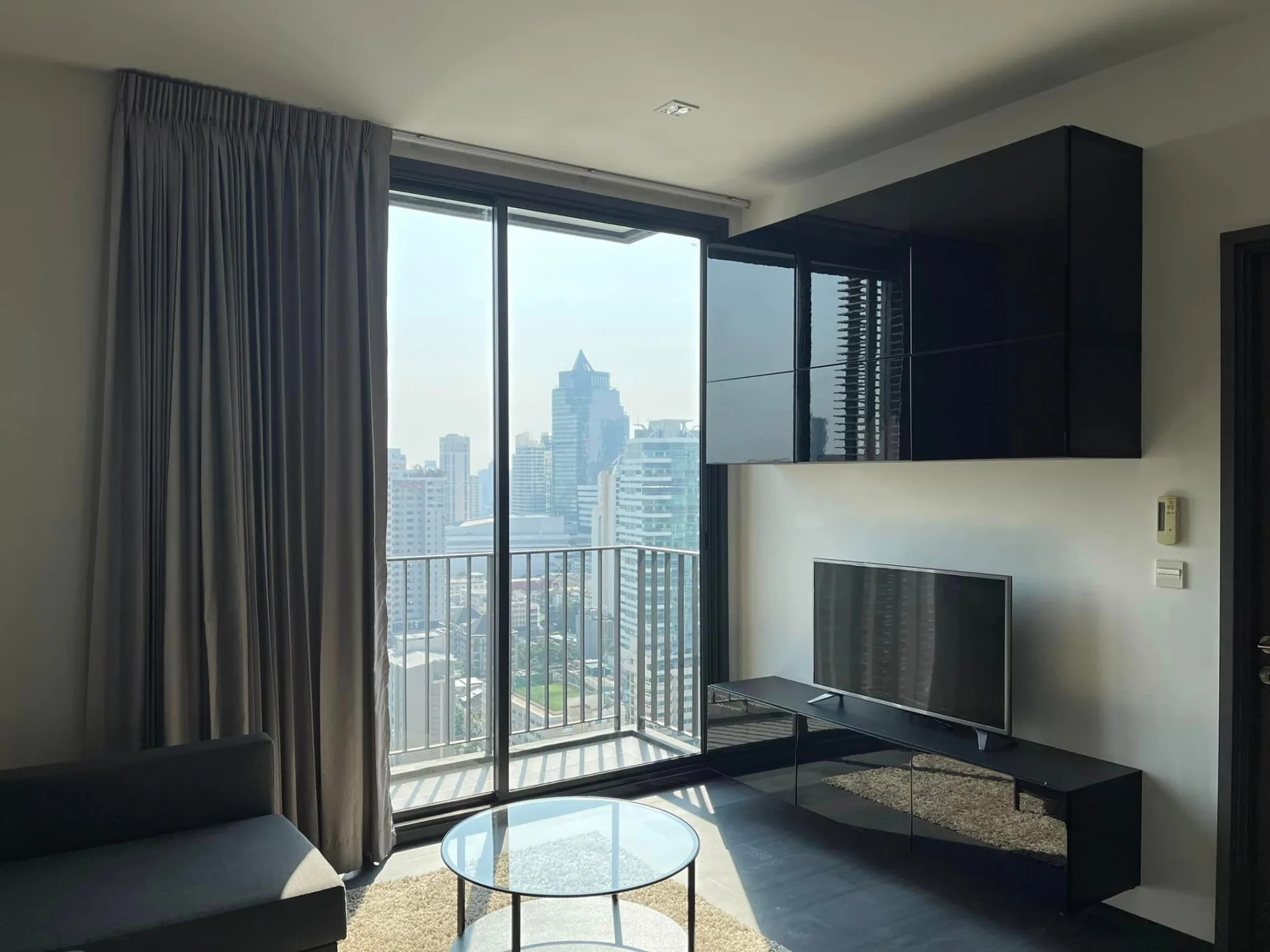 Property photos for Edge Sukhumvit 23